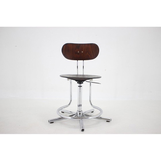 Image 1 of Chaise pivotante vintage, Tchécoslovaquie 1970