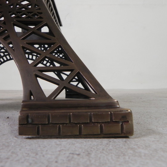 Image 1 of Grande tour Eiffel en bronze de 110 cm de haut avec éclairage, années 1970