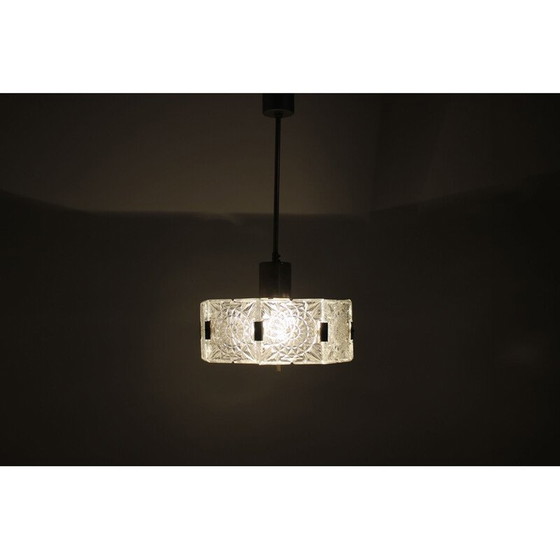Image 1 of Lampe suspendue vintage en métal et verre par Kamenicky Senov, Tchécoslovaquie 1960