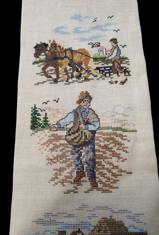 2146 Vintage Fine Hand Embroidered Embroidery (broderie fine à la main)