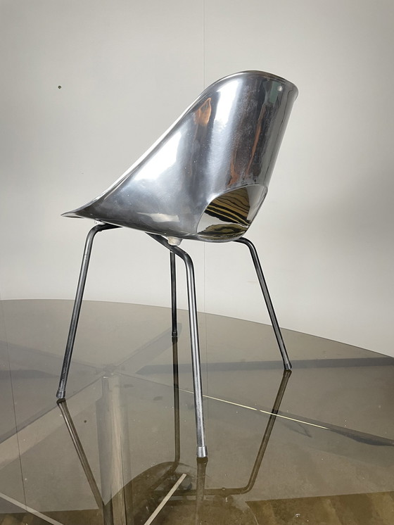 Image 1 of Chaise Tulipe Guariche En Aluminium 