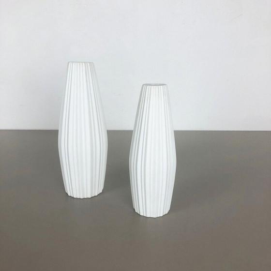 Image 1 of Paire de vases en porcelaine Op Art par Heinrich Selb Allemagne 1970