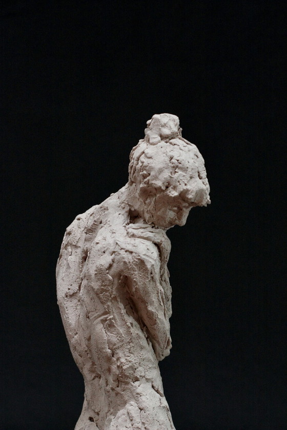 Image 1 of Yolane Ide (1931) - Sculpture en terre cuite d'une femme nue, C.1960S