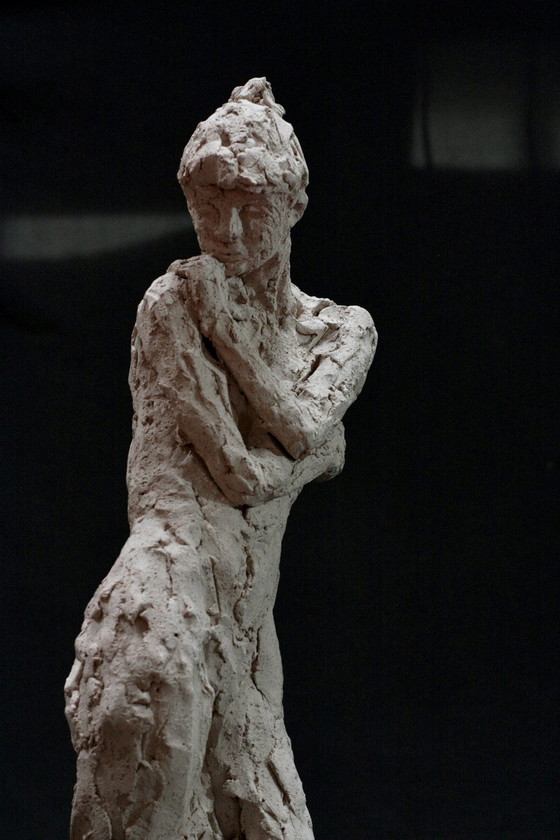 Image 1 of Yolane Ide (1931) - Sculpture en terre cuite d'une femme nue, C.1960S