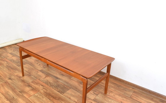 Image 1 of Table basse en teck modèle 640 par Peter Hvidt & Orla Mølgaard-Nielsen pour France & Søn / France & Daverkosen, années 1950.