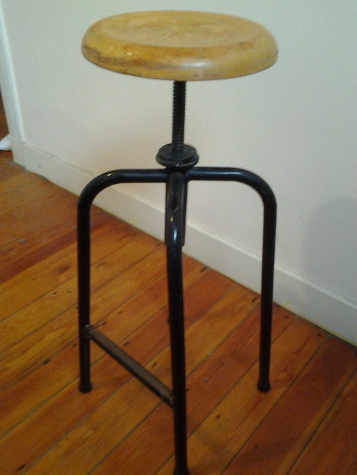 Tabouret (table à dessin)