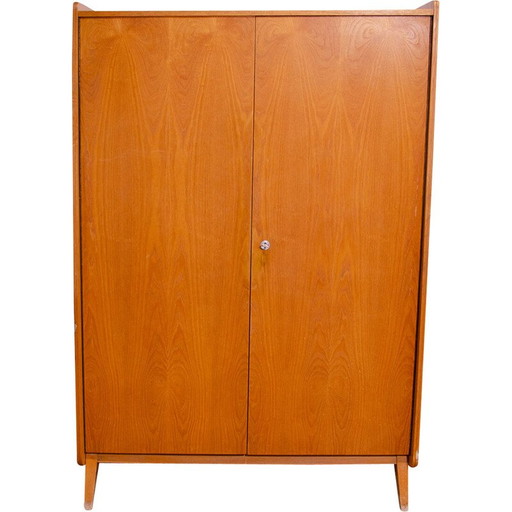 Armoire vintage en bois de hêtre et contreplaqué par František Jirák pour Tatra Nábytok, Tchécoslovaquie 1960