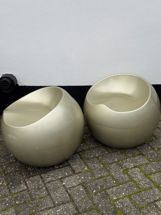 Image 1 of Trio de chaises à boule de l'ère spatiale