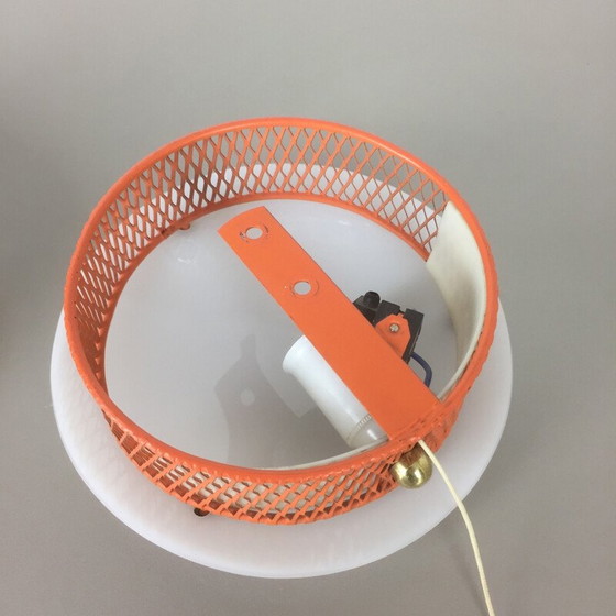 Image 1 of Paire d'appliques modernistes en acrylique et métal, Italie 1950