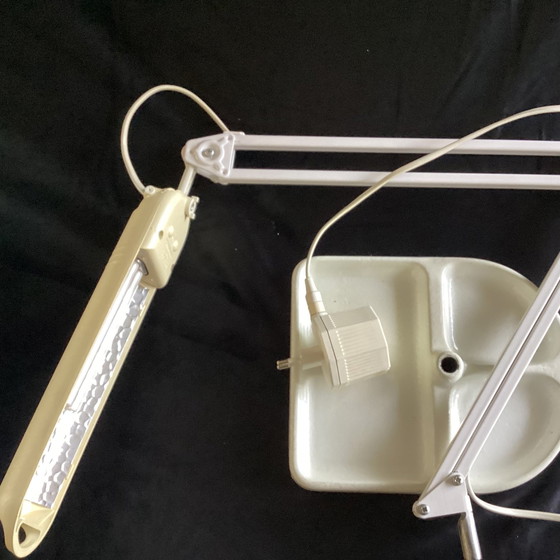 Image 1 of Lampe de bureau Lival Globel