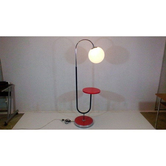 Image 1 of Lampadaire rouge vintage en bois, métal et chrome par Jindřich Halabala, 1930