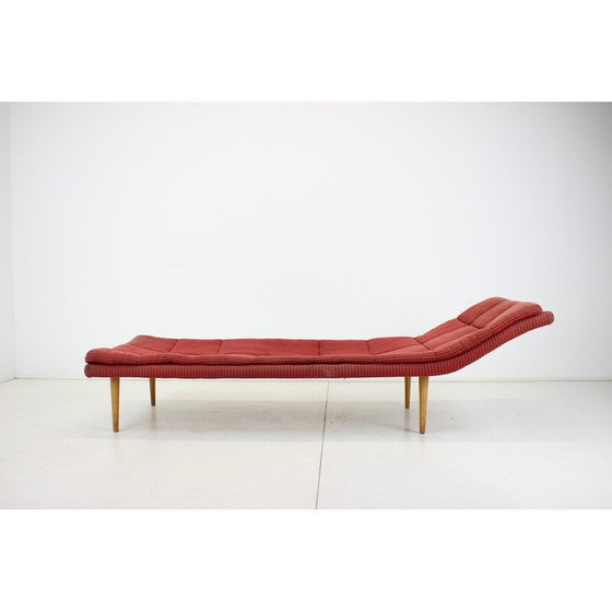 Image 1 of Lit de jour vintage en tissu et bois, Tchécoslovaquie, années 1960