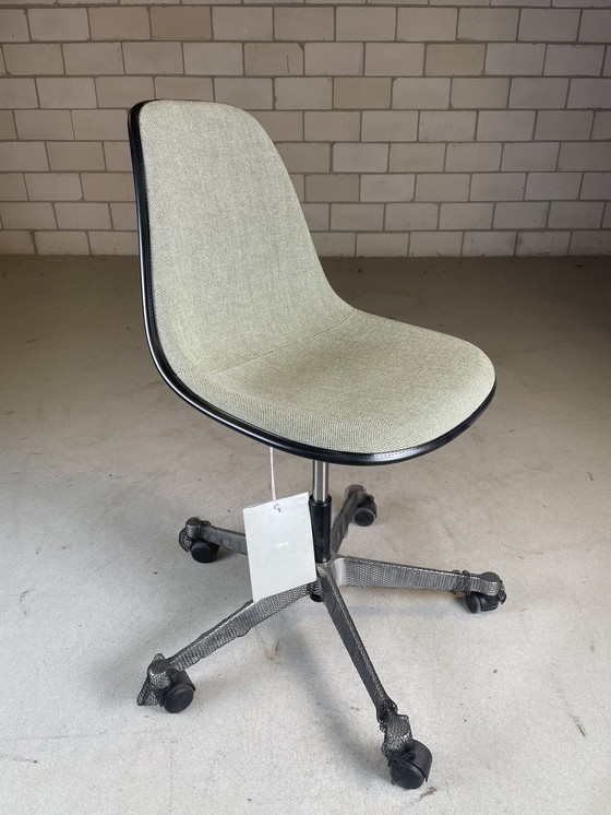 Image 1 of 2X Vitra Eames Pscc Chaise de bureau