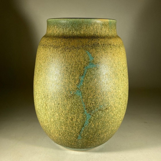 Image 1 of Vase Taniguchi Ryōzō