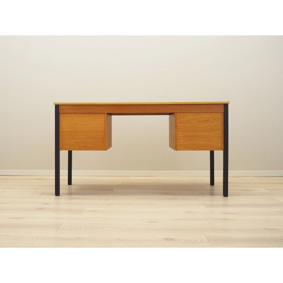 Image 1 of Bureau vintage en frêne par Domino Møbler, 1970