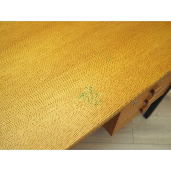 Image 1 of Bureau vintage en frêne par Domino Møbler, 1970