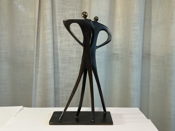 Image 1 of Corry Ammerlaan - Une poignée de main ferme - Sculpture en bronze - Artihove