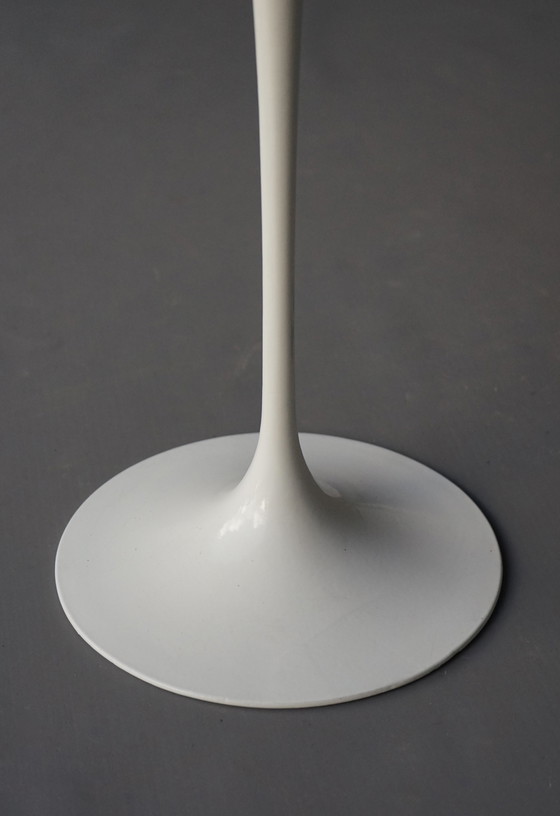 Image 1 of Table d'appoint Tulip Par Eero Saarinen Pour Knoll International