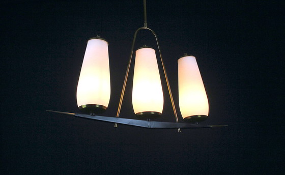 Image 1 of Maison Arlus, lustre noir et laiton, trois grandes opalines blanches, France Mid Century