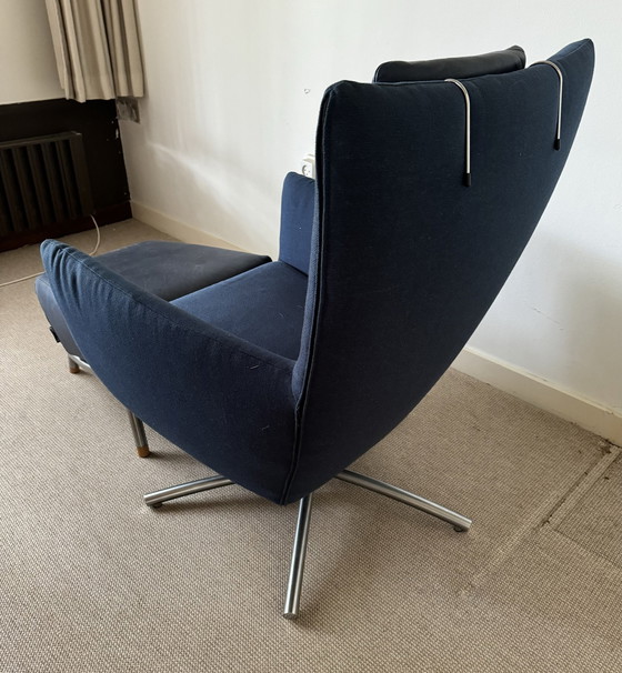 Image 1 of Gerard Van Den Berg Design Chaise pivotante avec pouf