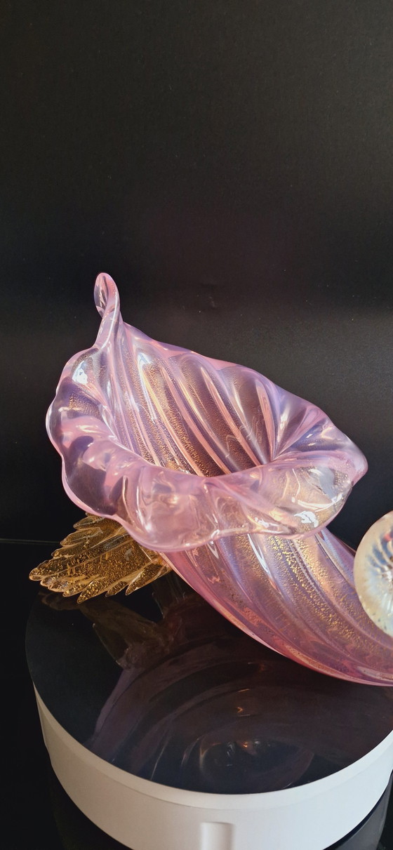 Image 1 of Vase en verre de Murano Archimede Seguso des années 50, rose opalin avec feuilles d'or