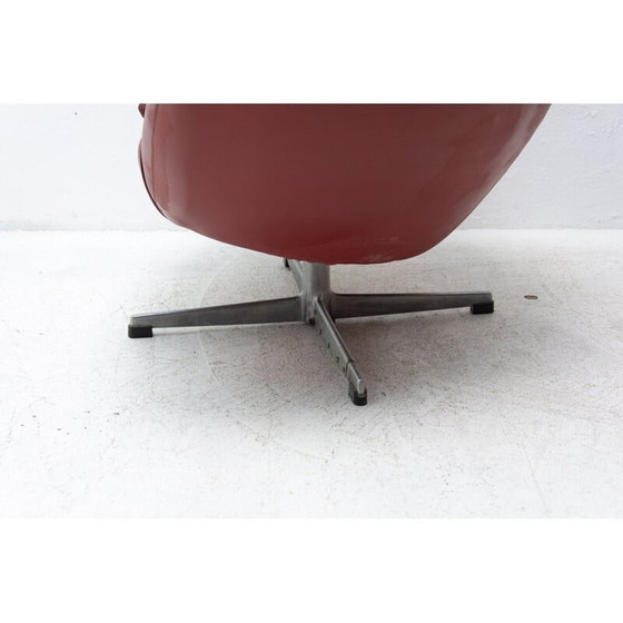 Image 1 of Paire de fauteuils pivotants du milieu du siècle par Up Zavody, 1970