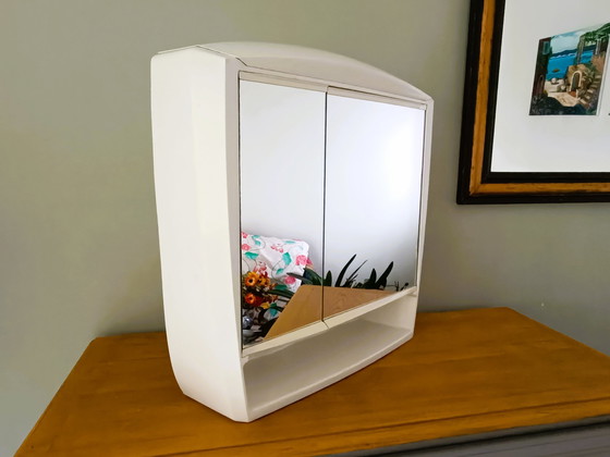 Image 1 of Armoire De Salle De Bain Ou À Pharmacie Années 80