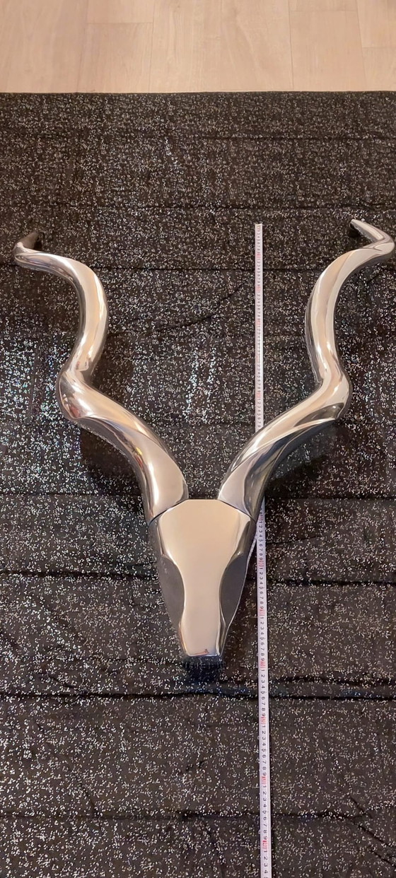 Image 1 of Tête de cerf en aluminium