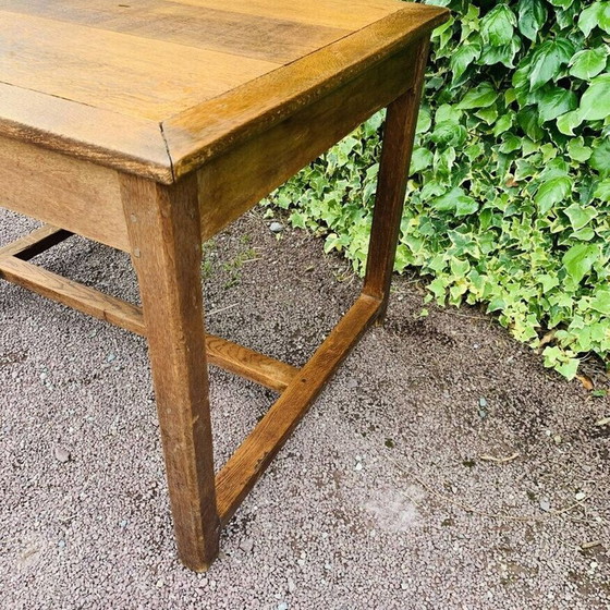 Image 1 of Table vintage en chêne