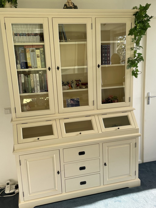 Armoire à gouttières