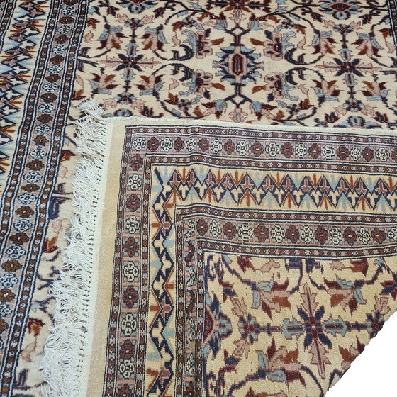 Image 1 of Tapis persan noué à la main, 1970