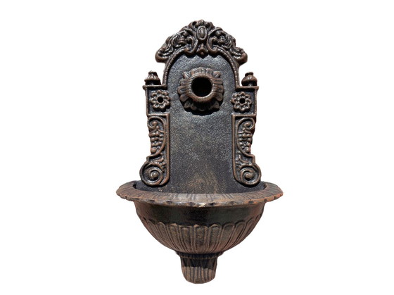 Image 1 of Fontaine murale en fonte de style antique