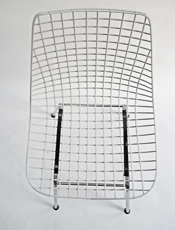 Image 1 of 4X Wire Chair