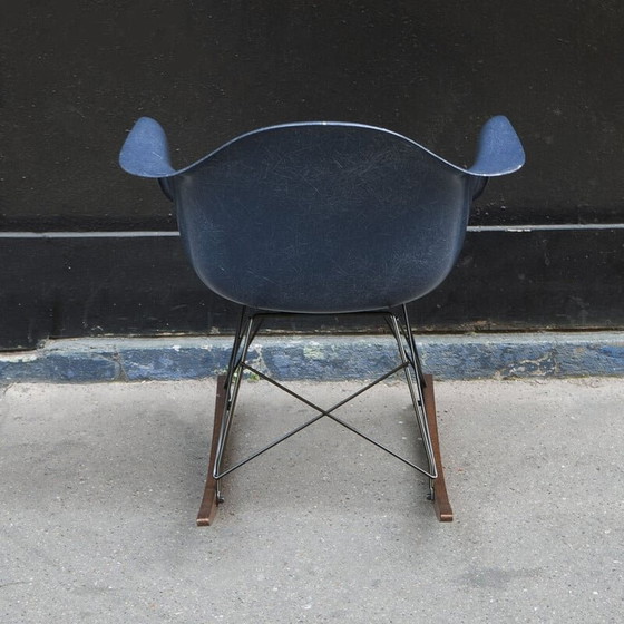 Image 1 of Rare fauteuil à bascule vintage de Charles et Ray Eames pour Herman Miller, 1970