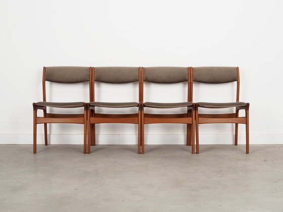 Image 1 of Ensemble de quatre chaises en teck, design danois, années 1960, fabrication : Nova