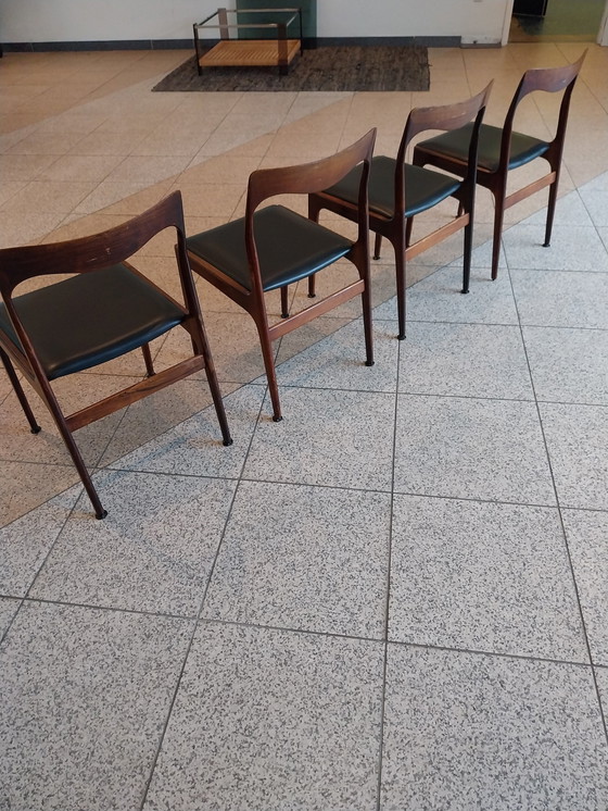 Image 1 of 4 X chaises de salle à manger Muller en palissandre et skaï. 1960'S