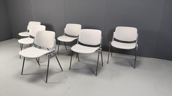 Image 1 of Chaises d'appoint vintage Dsc 106 par Giancarlo Piretti pour Castelli, ensemble de 6