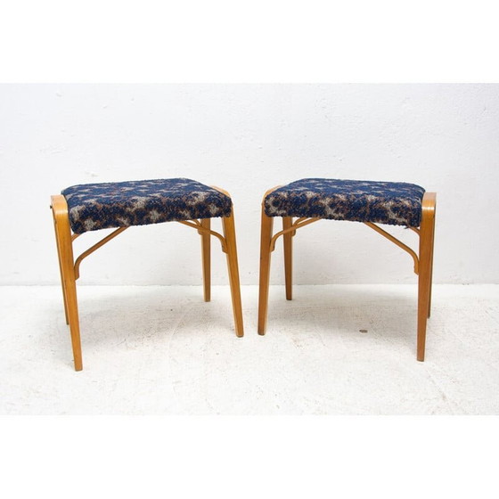 Image 1 of Paire de tabourets vintage en bois courbé par Ludvík Volák pour Dřevopodnik Holešov, Tchèque 1970