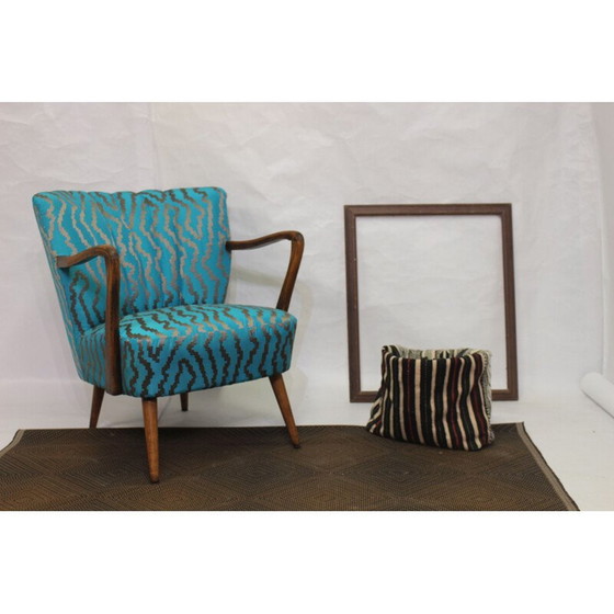 Image 1 of Fauteuil vintage avec tissu brodé 1950
