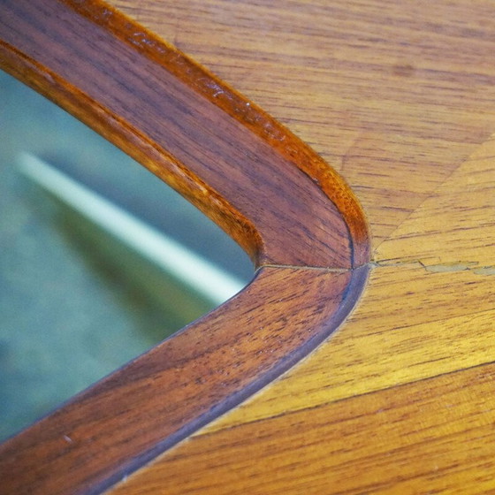 Image 1 of Table basse vintage en noyer et laiton par Oswals Haerdtl, Vienne 1950