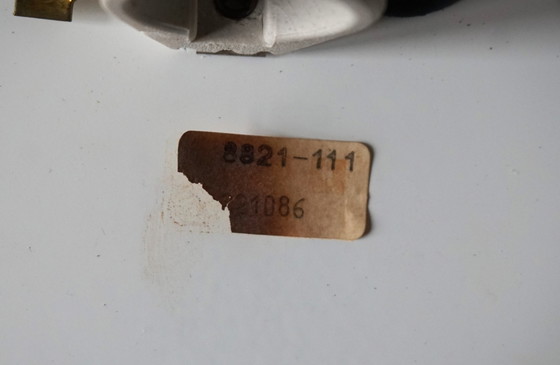 Image 1 of Ensemble de 2 appliques Hillebrand Art déco en verre opalin à coquille, 1960