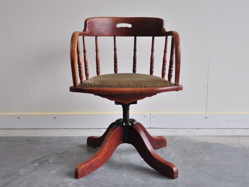 Chaise de bureau ancienne Heywood Brothers & Wakefield Co.