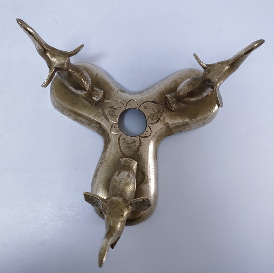 Image 1 of Vide Poche Laiton Socle Éléphants Vintage