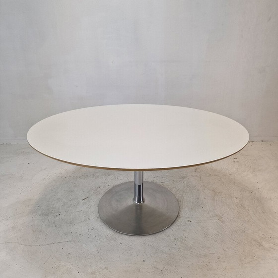 Image 1 of Table de salle à manger ovale en placage de bois blanc par Pierre Paulin pour Artifort, 1960