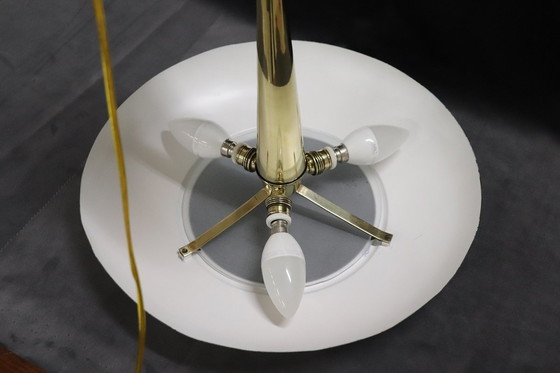 Image 1 of Lampe de table en laiton dans le style d'Oscar Torlasco pour Lumi, 1950S