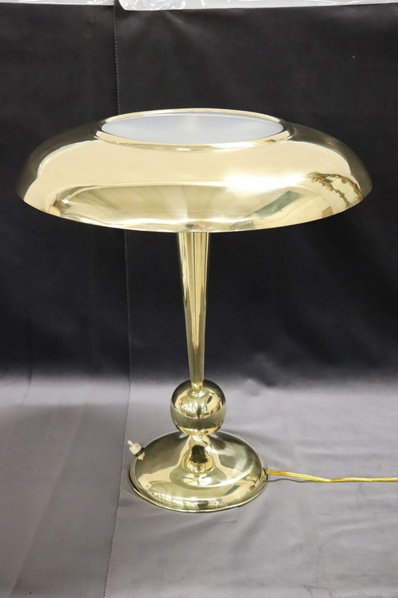 Image 1 of Lampe de table en laiton dans le style d'Oscar Torlasco pour Lumi, 1950S