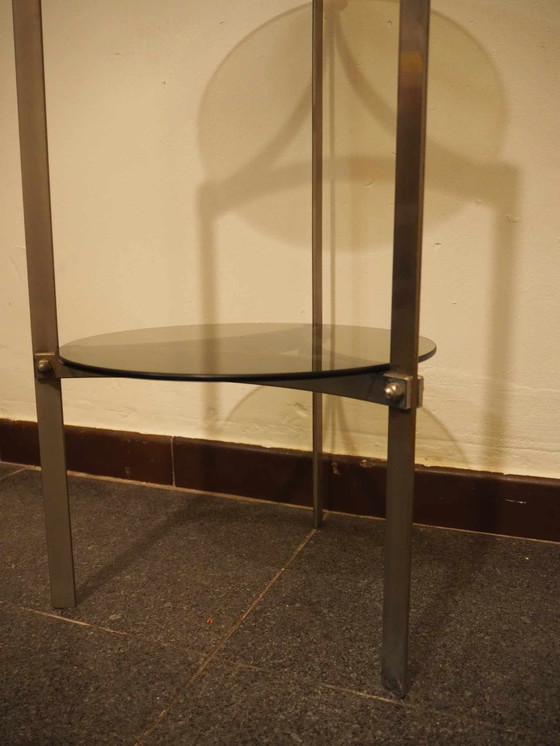 Image 1 of Table d'appoint au design Mid Century, âge de l'espace, 1970S