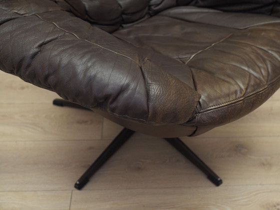 Image 1 of Fauteuil pivotant en cuir, Design danois, 1960S, Designer : H.W. Klein, Manufacture : Bramin