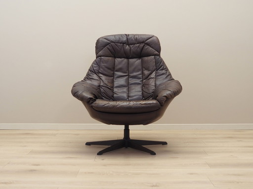 Fauteuil pivotant en cuir, Design danois, 1960S, Designer : H.W. Klein, Manufacture : Bramin