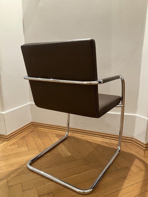 12x Thonet S60V cuir brun